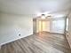 205 Auburn Unit 205, St. Charles, IL 60174