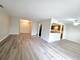 205 Auburn Unit 205, St. Charles, IL 60174