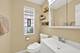 2006 W Farwell, Chicago, IL 60645