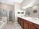1732 Briarheath, Aurora, IL 60505