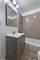 2041 W Jarvis Unit 2E, Chicago, IL 60645