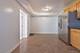 2041 W Jarvis Unit 2E, Chicago, IL 60645