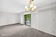 111 S Baybrook Unit 214, Palatine, IL 60074