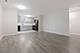 27 N Victoria Unit H, Streamwood, IL 60107