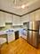 1014 W Barry Unit 1, Chicago, IL 60657