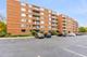 2201 S Highland Unit 4M, Lombard, IL 60148