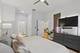800 W Cornelia Unit 208, Chicago, IL 60657