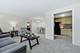 222 Washington Unit 105, Oak Park, IL 60302