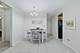 222 Washington Unit 105, Oak Park, IL 60302