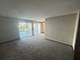 690 Greenfield Unit B1, Bartlett, IL 60103