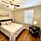 905 Rockland, Lake Bluff, IL 60044