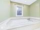 5038 N Ravenswood, Chicago, IL 60640