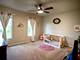 17945 W Pond Ridge, Gurnee, IL 60031