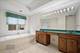 333 Rivershire, Lincolnshire, IL 60069