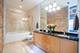 333 S Des Plaines Unit 306, Chicago, IL 60661