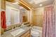 10 E Burlington Unit 3B, Riverside, IL 60546
