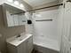 8816 N Western Unit 2F, Des Plaines, IL 60016
