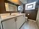 16W611 56th Unit 1, Clarendon Hills, IL 60514