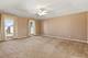 681 Castlerea, Des Plaines, IL 60016