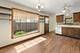 2806 N Dryden, Arlington Heights, IL 60004