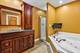 588 Kingston, Roselle, IL 60172