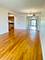600 W Russell Unit 210, Barrington, IL 60010
