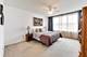 2472 W Foster Unit 203, Chicago, IL 60625
