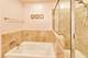 2472 W Foster Unit 203, Chicago, IL 60625