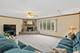 927 Gregory, Schaumburg, IL 60193