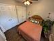6157 N Lakewood Unit B2, Chicago, IL 60660