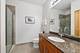 1572 Maple Unit 302, Evanston, IL 60201