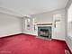 829 Red Barn, Elgin, IL 60124