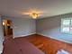 170 E Northwest Unit I, Des Plaines, IL 60016