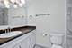 1715 Lakecliffe Unit B, Wheaton, IL 60189