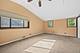 512 W Eugenia, Lombard, IL 60148