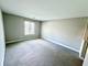 823 E Coach Unit 5, Palatine, IL 60074
