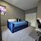 2339 E 72nd Unit 1, Chicago, IL 60649