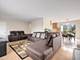 605 Commanche, Carol Stream, IL 60188