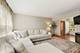 906 Oak Ridge, Streamwood, IL 60107
