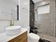 1445 W Grand Unit 1E, Chicago, IL 60642