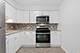 1363 Perry Unit 2B, Des Plaines, IL 60016