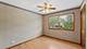 909 W Surrey, Addison, IL 60101