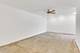 6400 N Cicero Unit 212, Lincolnwood, IL 60712