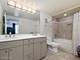5823 N Ravenswood Unit 106, Chicago, IL 60660