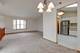 614 Le Parc Unit 22-2, Buffalo Grove, IL 60089