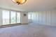 2211 S Highland Unit 4B, Lombard, IL 60148