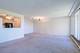 2211 S Highland Unit 4B, Lombard, IL 60148