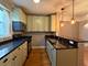 336 S Maple Unit 2B, Oak Park, IL 60302