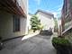 1734 W Beach, Chicago, IL 60612