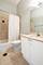 930 W Cuyler Unit 3R, Chicago, IL 60613